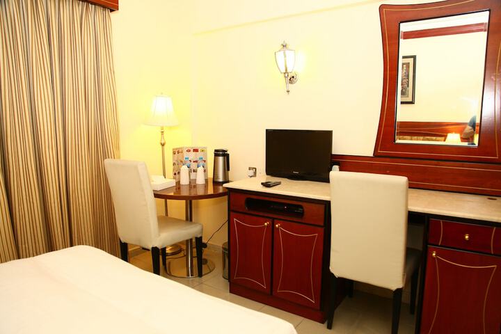 Room amenity