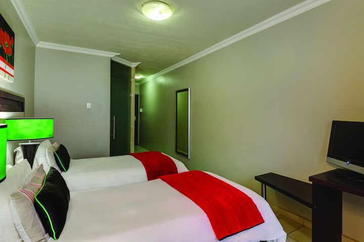 Room 9 of 49