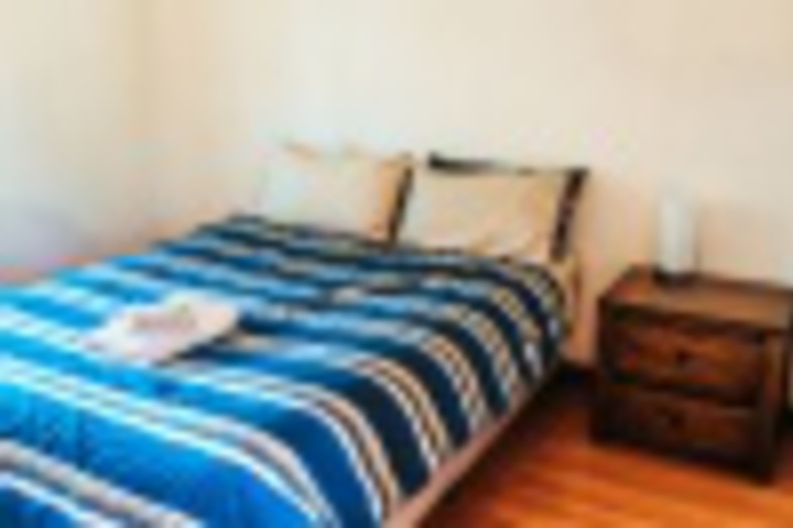 Room 303 of 372