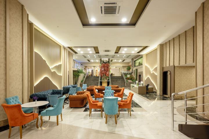 Hotel Lobby