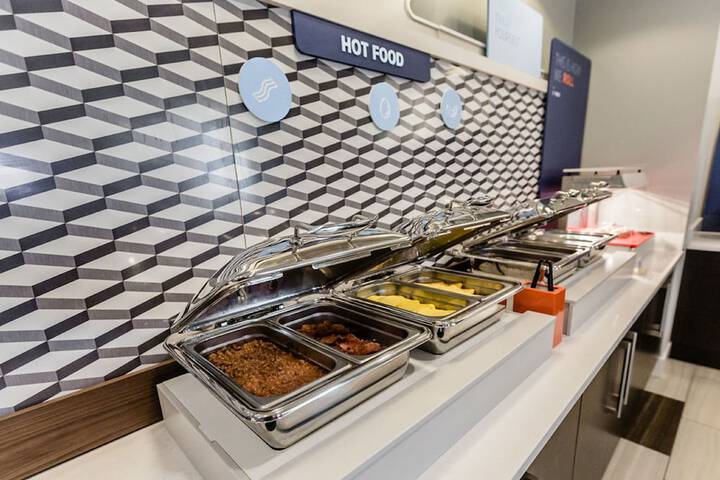 Breakfast/Coffee Service 81 of 120