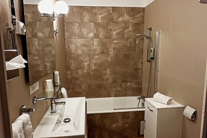 Clean Restrooms