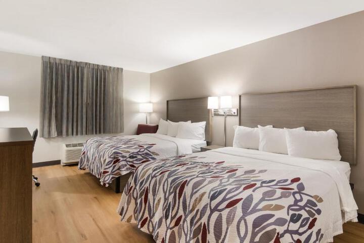 Superior 2 Queen Beds (11 of 15)