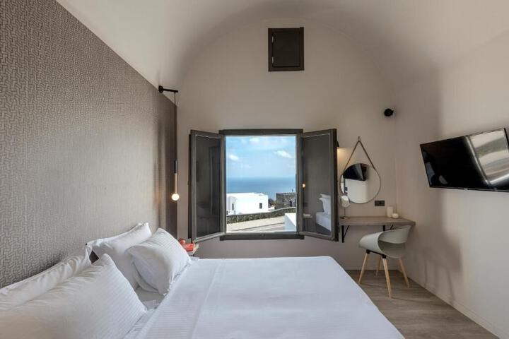 Room 3 of 5