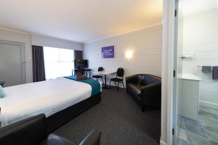 Room 3 of 59