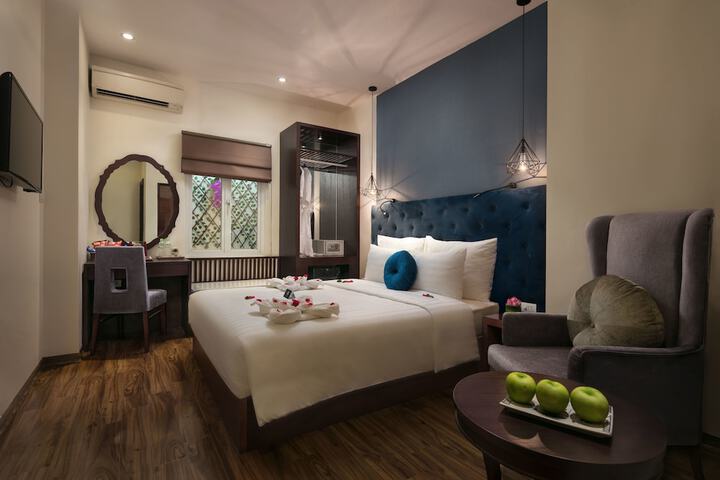 Room 10 of 57