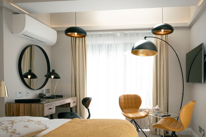 Room 48 of 85