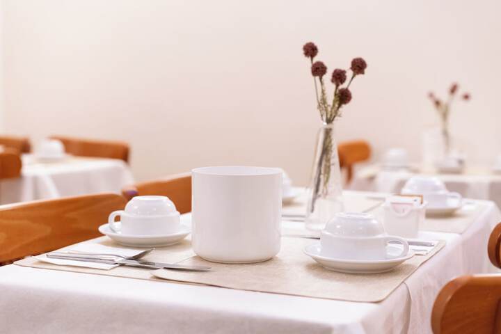 Breakfast/Coffee Service 45 of 75