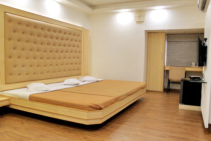 Room 19 of 31