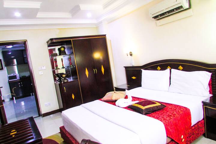 Room 8 of 54