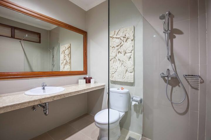 Clean Restrooms