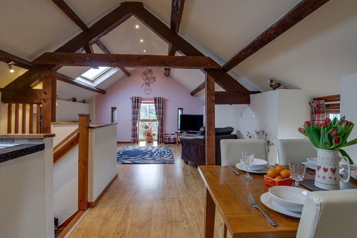 Scenic Holiday Home in Abergele With Terrace Garden, Pond