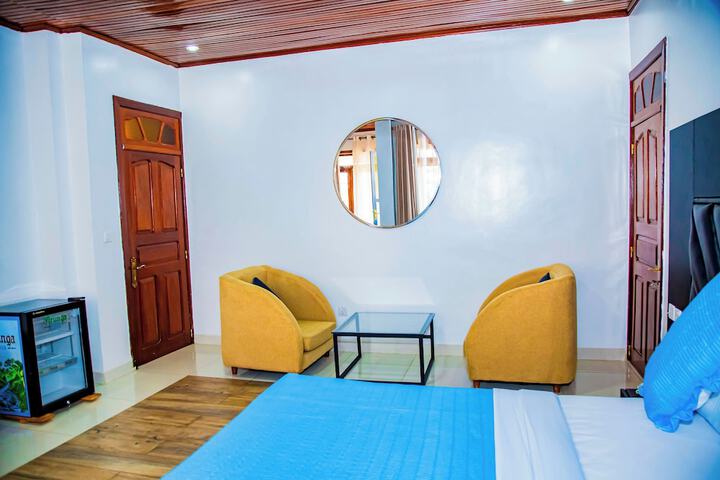 Room 14 of 60