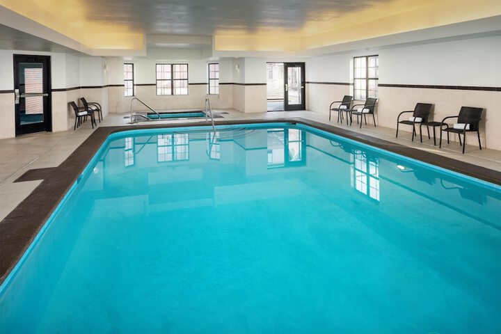 Pools & Facilities