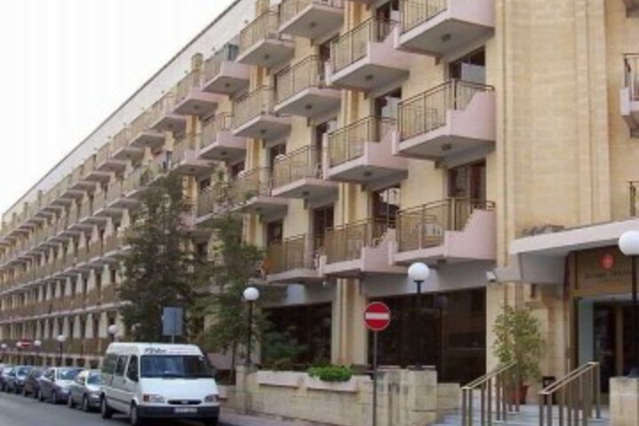 Blue Sea Bugibba Hotel & Apartments