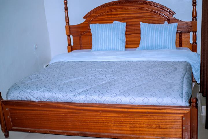 Room 11 of 23