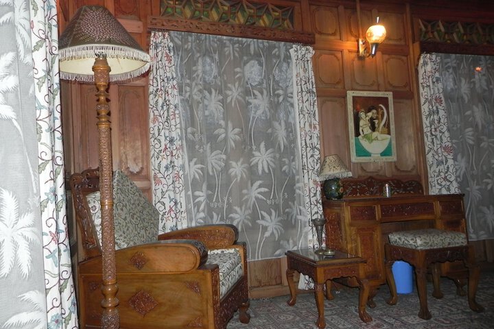 Hotel Interior 4 of 45