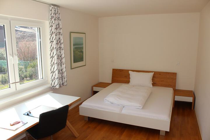 Room 6 of 26