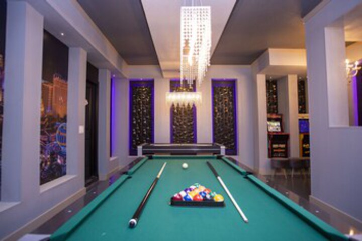 Hotel 7 of 62