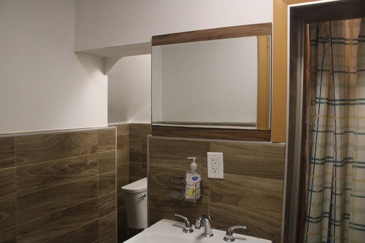 Room 10 of 11