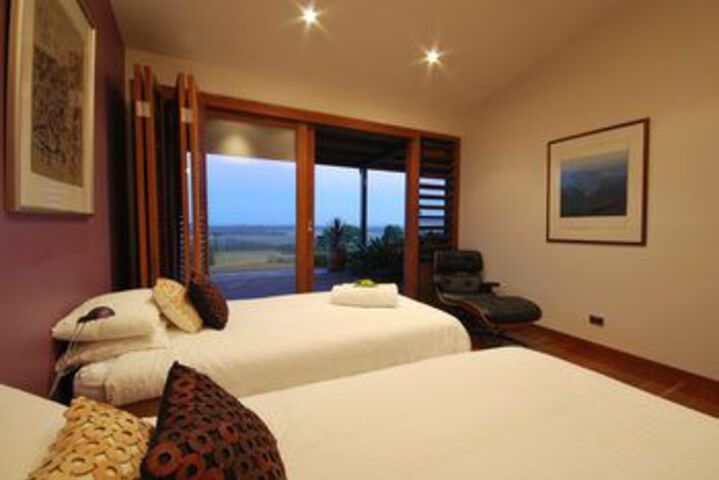 Room 5 of 23