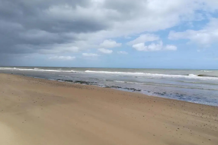 Beach 7 of 17