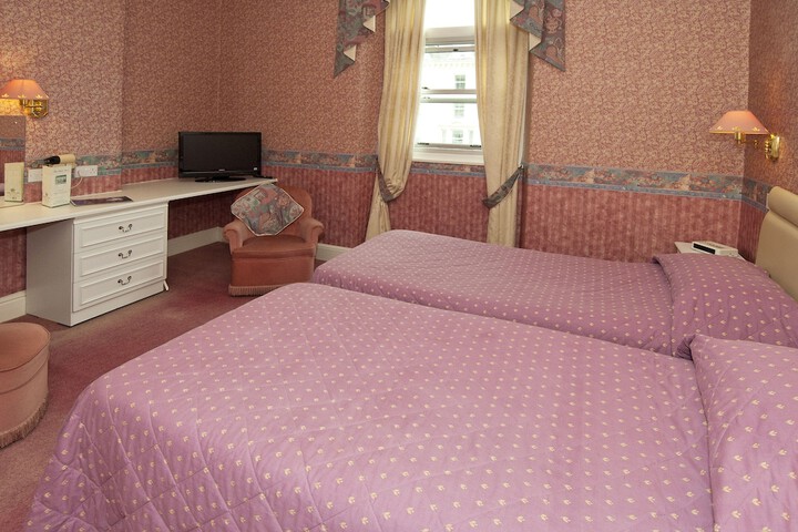 Room 7 of 44