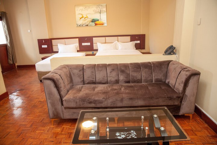 Room 7 of 29