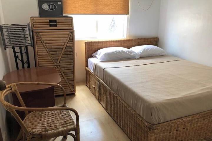 Room 5 of 21