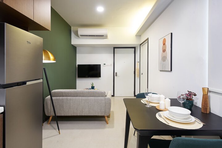 Room 28 of 43