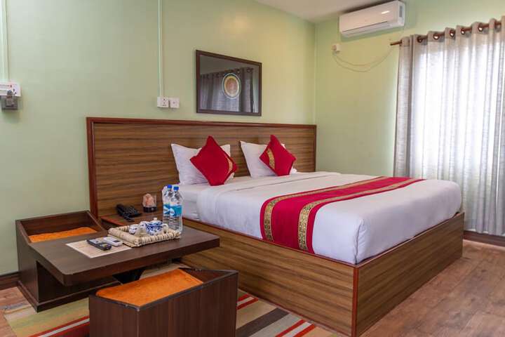 Room 18 of 23