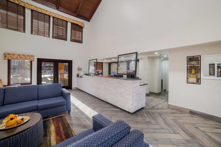 Lobby Photos