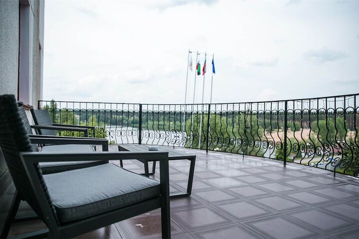 Terrace/Patio 28 of 35