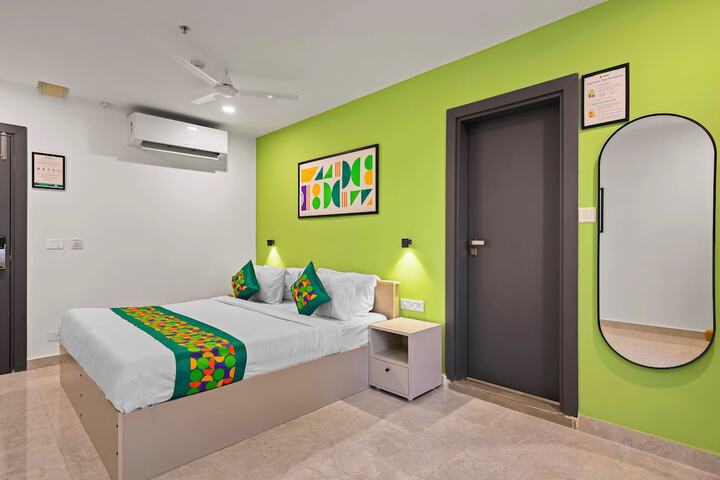 Room 11 of 41