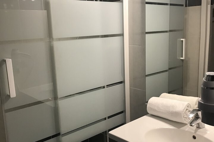 Clean Restrooms