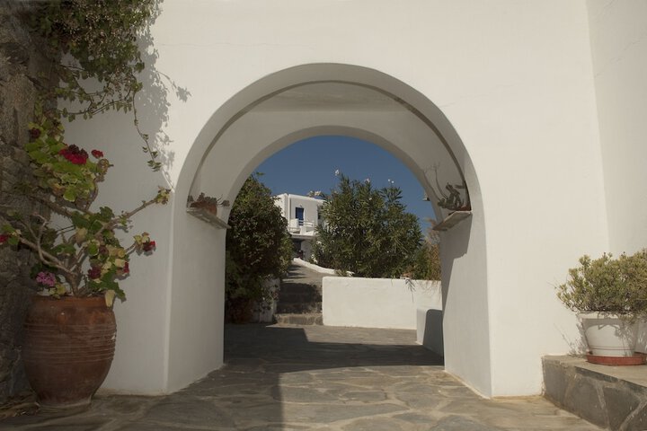 Hotel Exterior 92 of 92