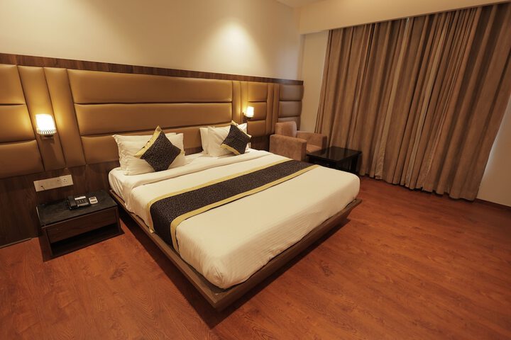 Room 15 of 49