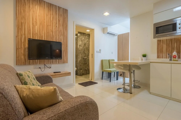 Room 3 of 9