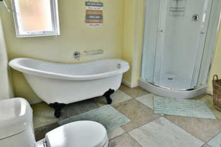 Room 4 of 49