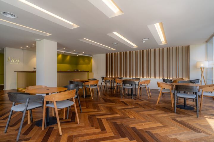 Snack bar