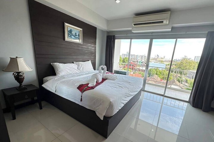 Room 20 of 36