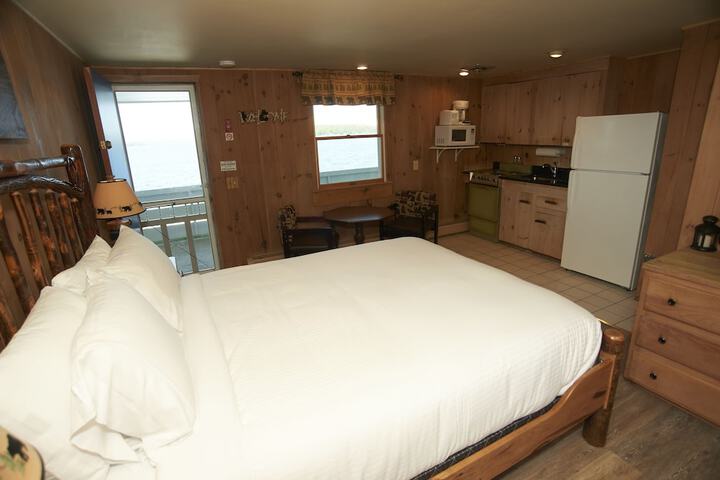 Room 10 of 45
