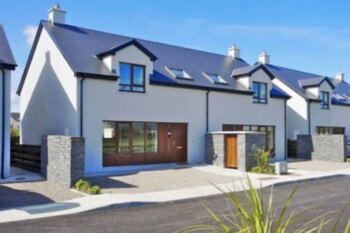 Lahinch Corran Maebh Lahinch, Co.Clare - 3 Bed - Sleeps 5