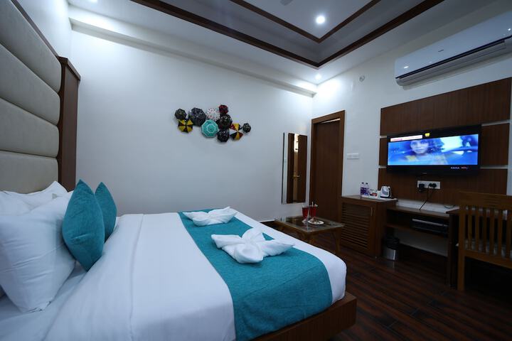 Room 34 of 65