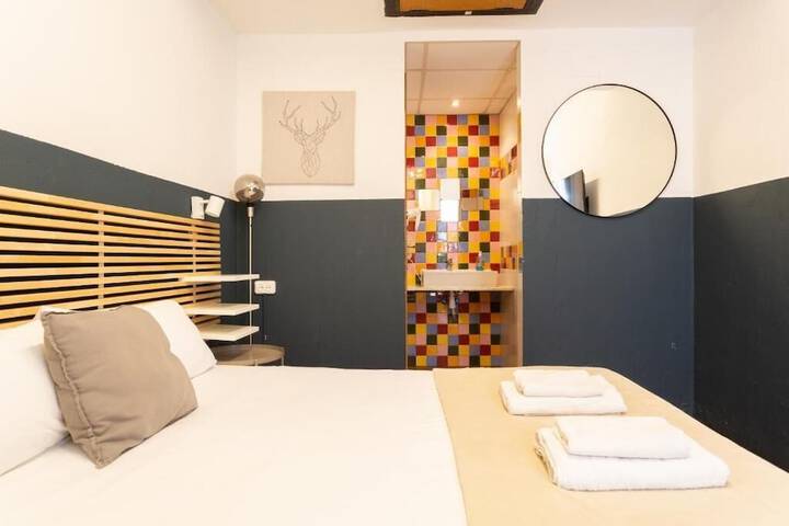 Room 74 of 147