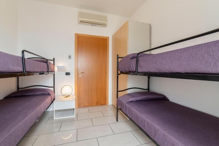 Room 18 of 67