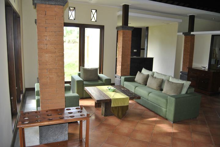 Hotel Interior 3 of 148
