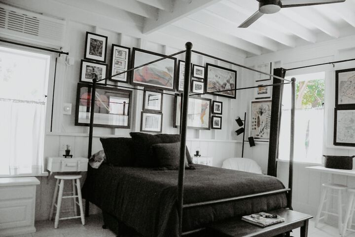 Room 47 of 230