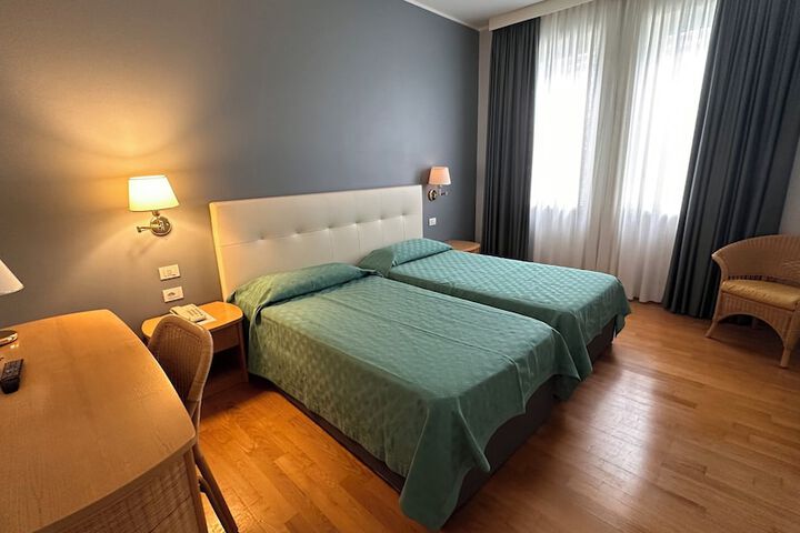 Room 20 of 50