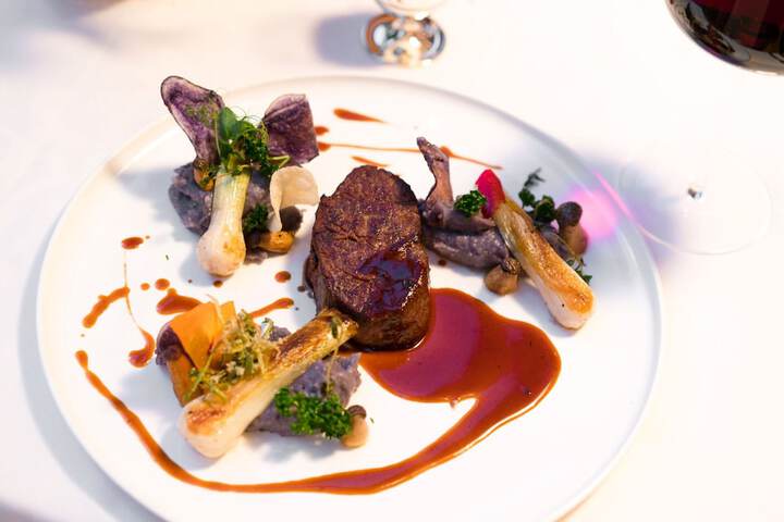 Dining 108 of 129